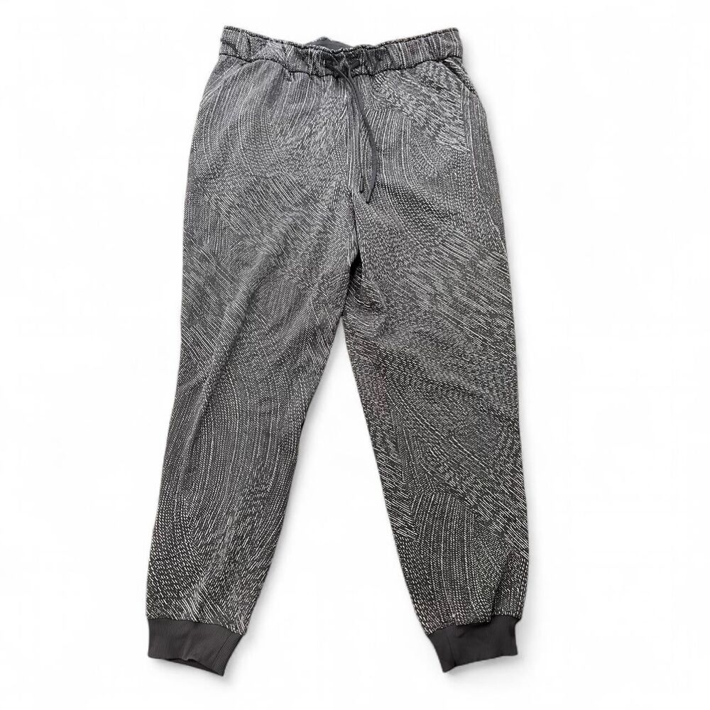 Lululemon Women's Grey and Black Joggers-tracksuits